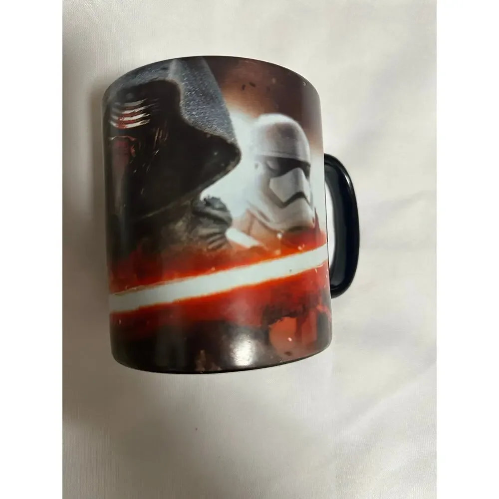 Star Wars kylo Ren and Stormtroopers coffee mug 20 ounce black and red